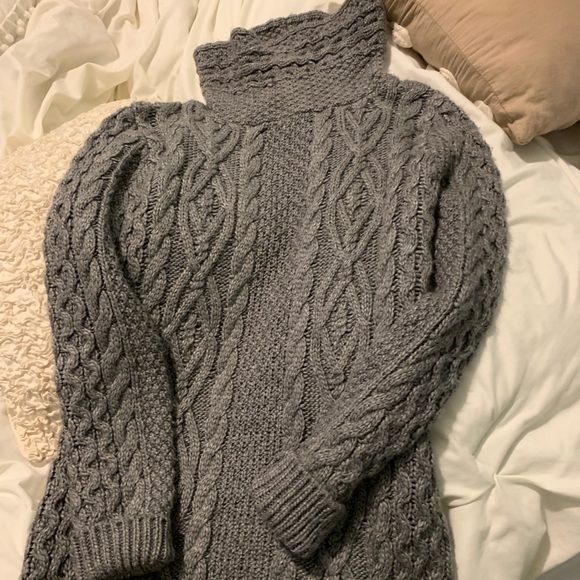 Sild🎊🎊🎊🎊Zara long sweater - Picture 1 of 2
